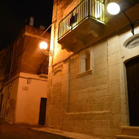 Dimora D'Errico - Monolocale Nel Centro Storico Apartment Carovigno Bagian luar foto