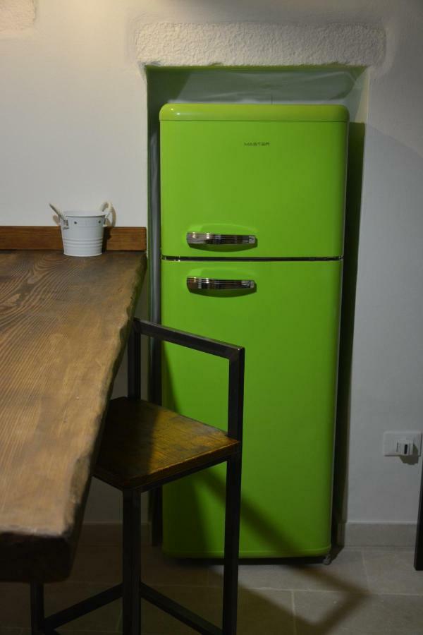 Dimora D'Errico - Monolocale Nel Centro Storico Apartment Carovigno Bagian luar foto