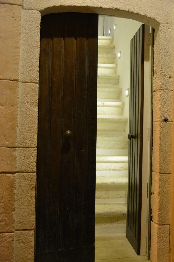 Dimora D'Errico - Monolocale Nel Centro Storico Apartment Carovigno Bagian luar foto