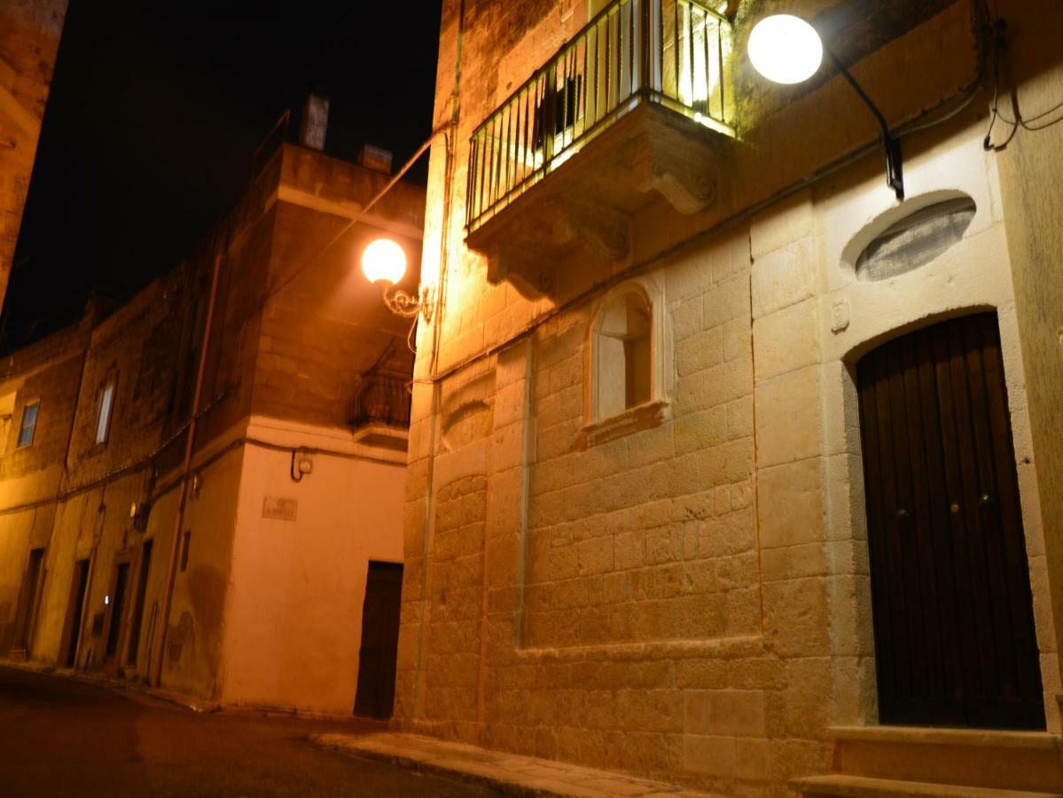 Dimora D'Errico - Monolocale Nel Centro Storico Apartment Carovigno Bagian luar foto