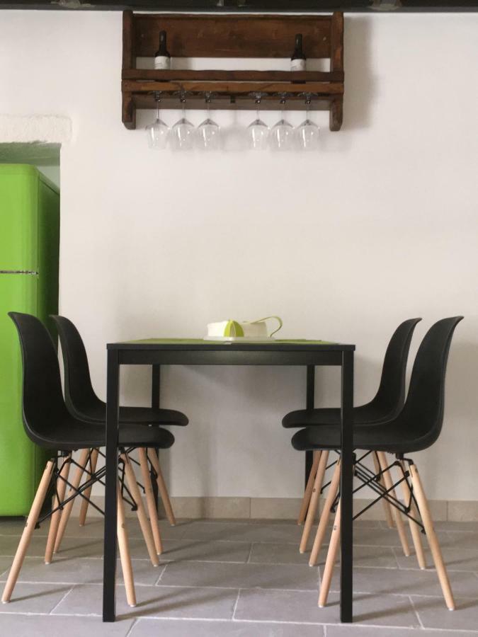 Dimora D'Errico - Monolocale Nel Centro Storico Apartment Carovigno Bagian luar foto