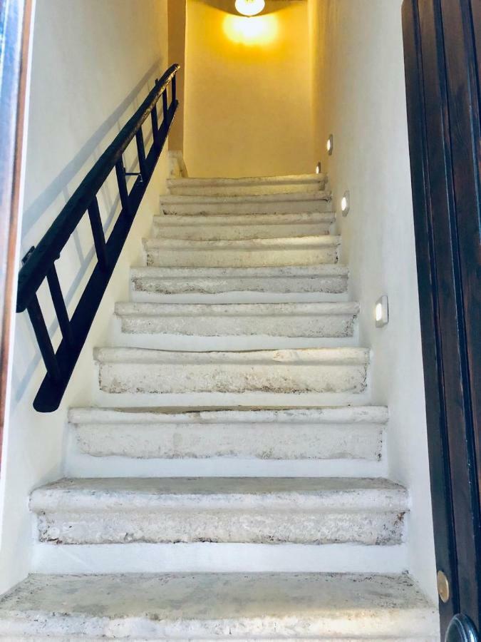 Dimora D'Errico - Monolocale Nel Centro Storico Apartment Carovigno Bagian luar foto