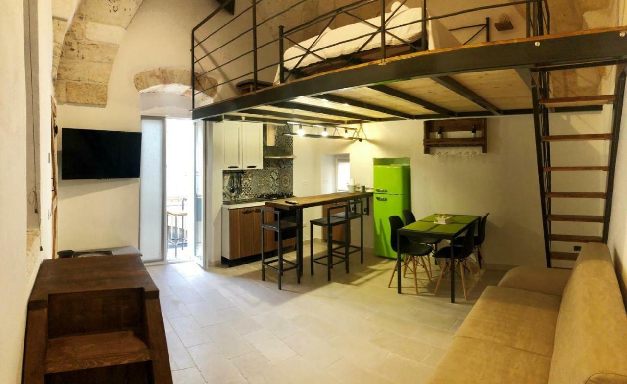 Dimora D'Errico - Monolocale Nel Centro Storico Apartment Carovigno Bagian luar foto